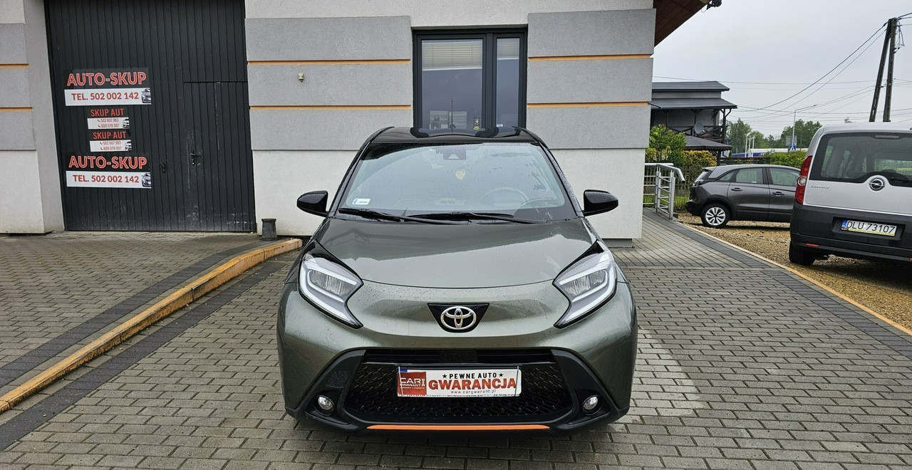 Toyota Aygo X Aygo x cross limited automat 25tyś - Hatchback: foto 2 Toyota Aygo X Aygo x cross limited automat 25tyś - Hatchback: foto 2