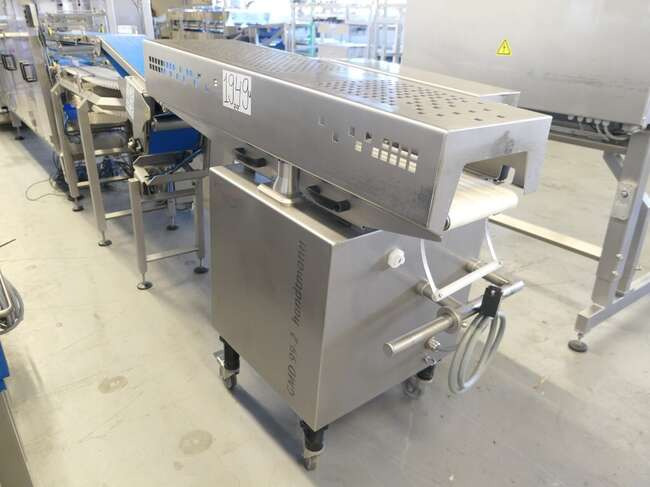 Tramper filling- and traysealing line GMD99-2 - Máquina de embalaje: foto 4 Tramper filling- and traysealing line GMD99-2 - Máquina de embalaje: foto 4