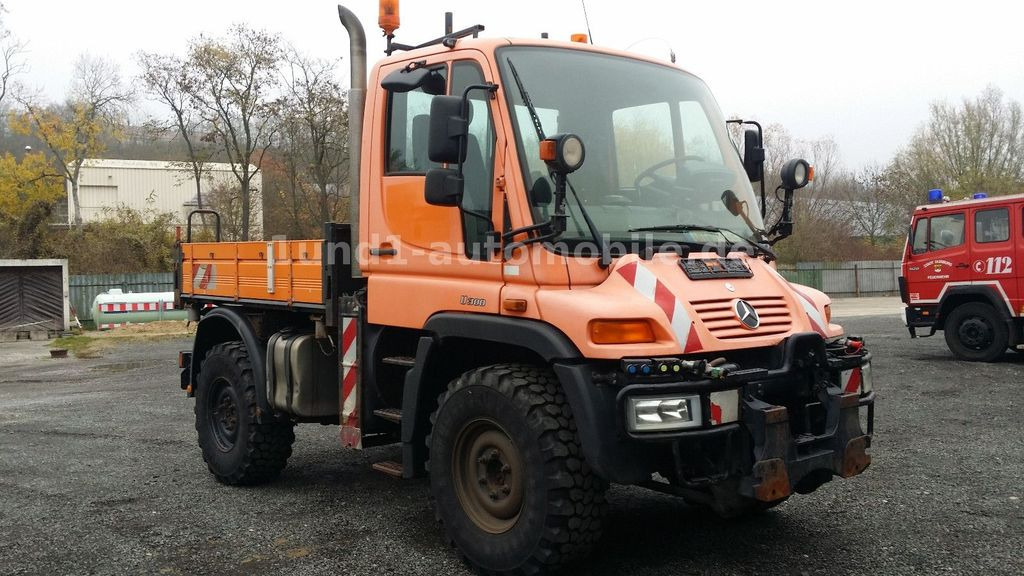 Unimog U 300 Kipper Zugmaschine Kommunalhydraulik U 500 400 U 300 Kipper Zugmaschine Kommunalhydraulik U 500 400 - Vehículo municipal: foto 1 Unimog U 300 Kipper Zugmaschine Kommunalhydraulik U 500 400 U 300 Kipper Zugmaschine Kommunalhydraulik U 500 400 - Vehículo municipal: foto 1