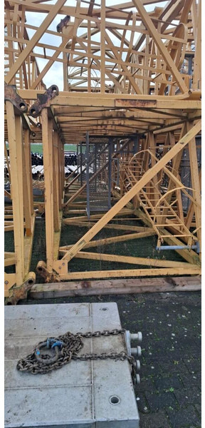 Liebherr 256HC reinforced 4,14m towers - Grúa torre: foto 1 Liebherr 256HC reinforced 4,14m towers - Grúa torre: foto 1