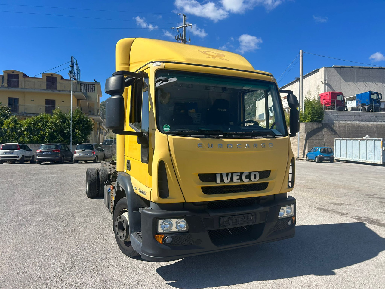 IVECO EUROCARGO 120E28P - Camión chasis: foto 3 IVECO EUROCARGO 120E28P - Camión chasis: foto 3