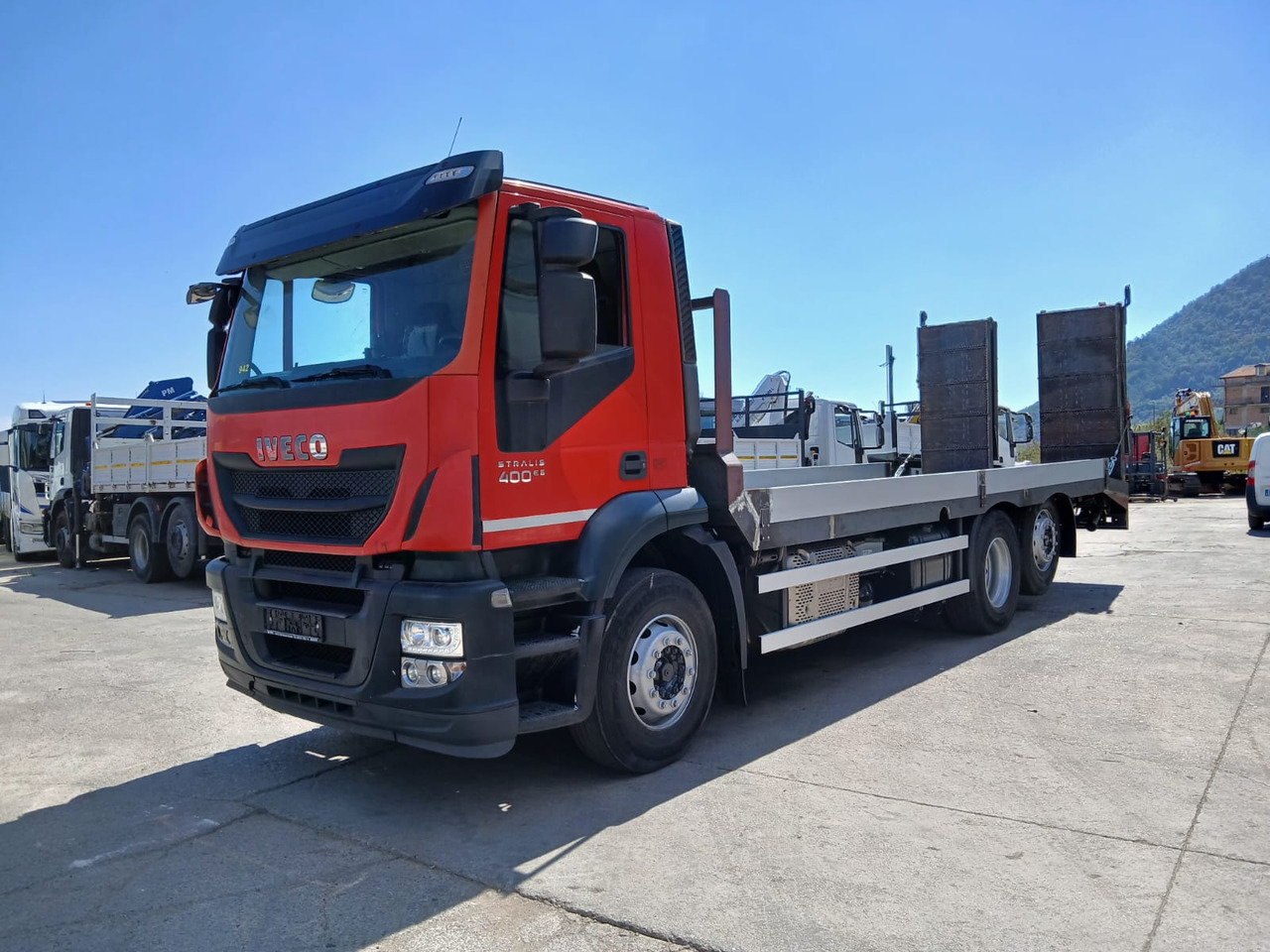 IVECO STRALIS 260S40 - Camión caja abierta: foto 1 IVECO STRALIS 260S40 - Camión caja abierta: foto 1