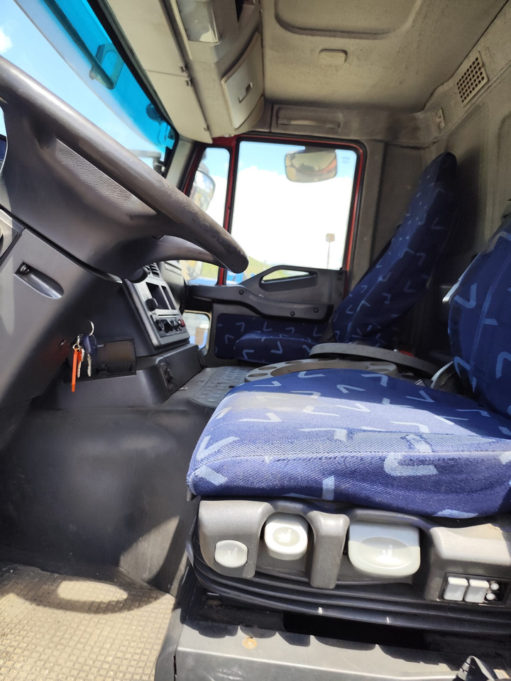 IVECO STRALIS CUBE 260S31 - Camión caja abierta: foto 2 IVECO STRALIS CUBE 260S31 - Camión caja abierta: foto 2