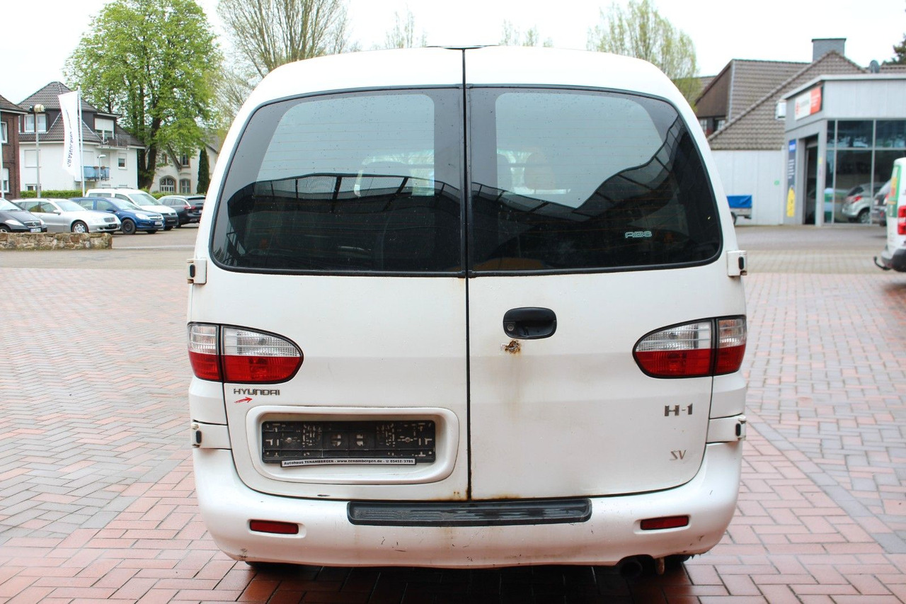 Furgoneta pequeña Hyundai H-1 Kasten  Tüv 07/26 Motorschaden: foto 6