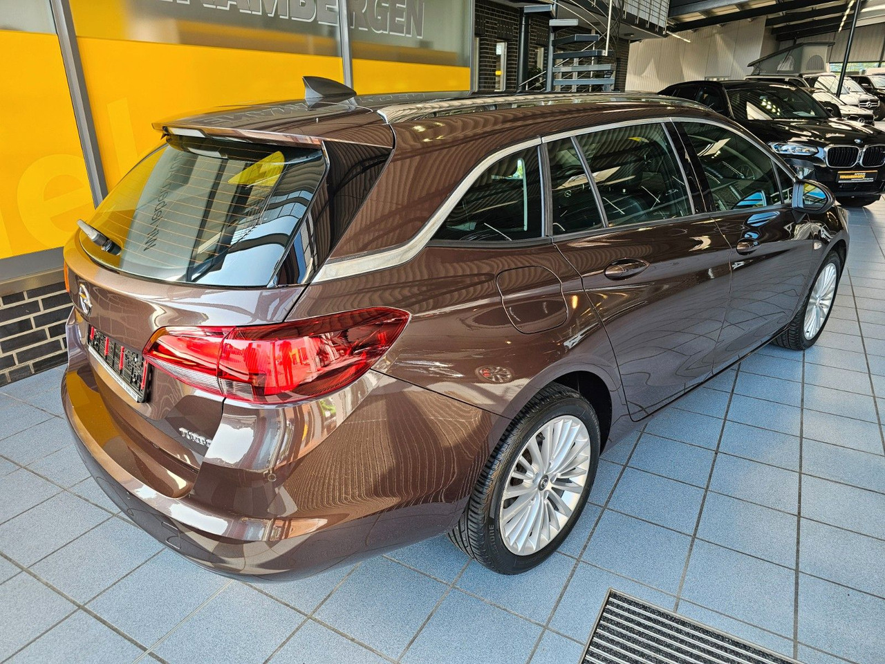 Opel Astra K Sports Tourer Innovation eHeckklappe - Coche familiar: foto 2 Opel Astra K Sports Tourer Innovation eHeckklappe - Coche familiar: foto 2
