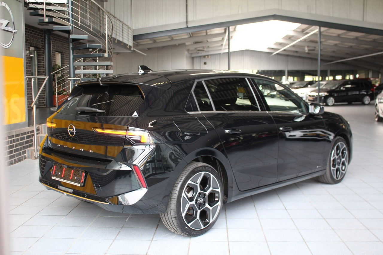 Opel Astra L 5-trg. Ultimate Schiebedach Alcantara - Sedan: foto 5 Opel Astra L 5-trg. Ultimate Schiebedach Alcantara - Sedan: foto 5