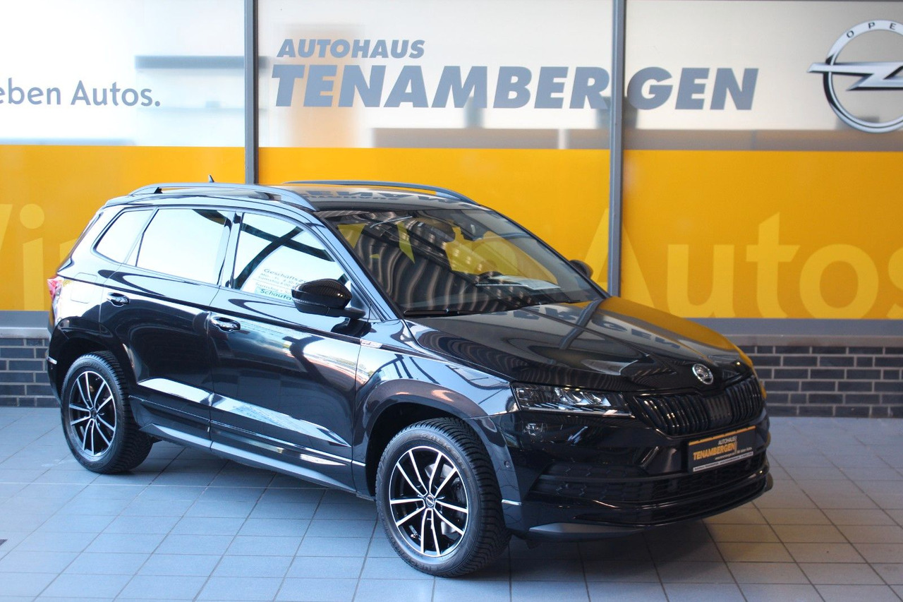 Skoda Karoq Sportline 4x4 Kamera Virt.Cockp LED ACC - SUV/ Todoterreno: foto 1 Skoda Karoq Sportline 4x4 Kamera Virt.Cockp LED ACC - SUV/ Todoterreno: foto 1