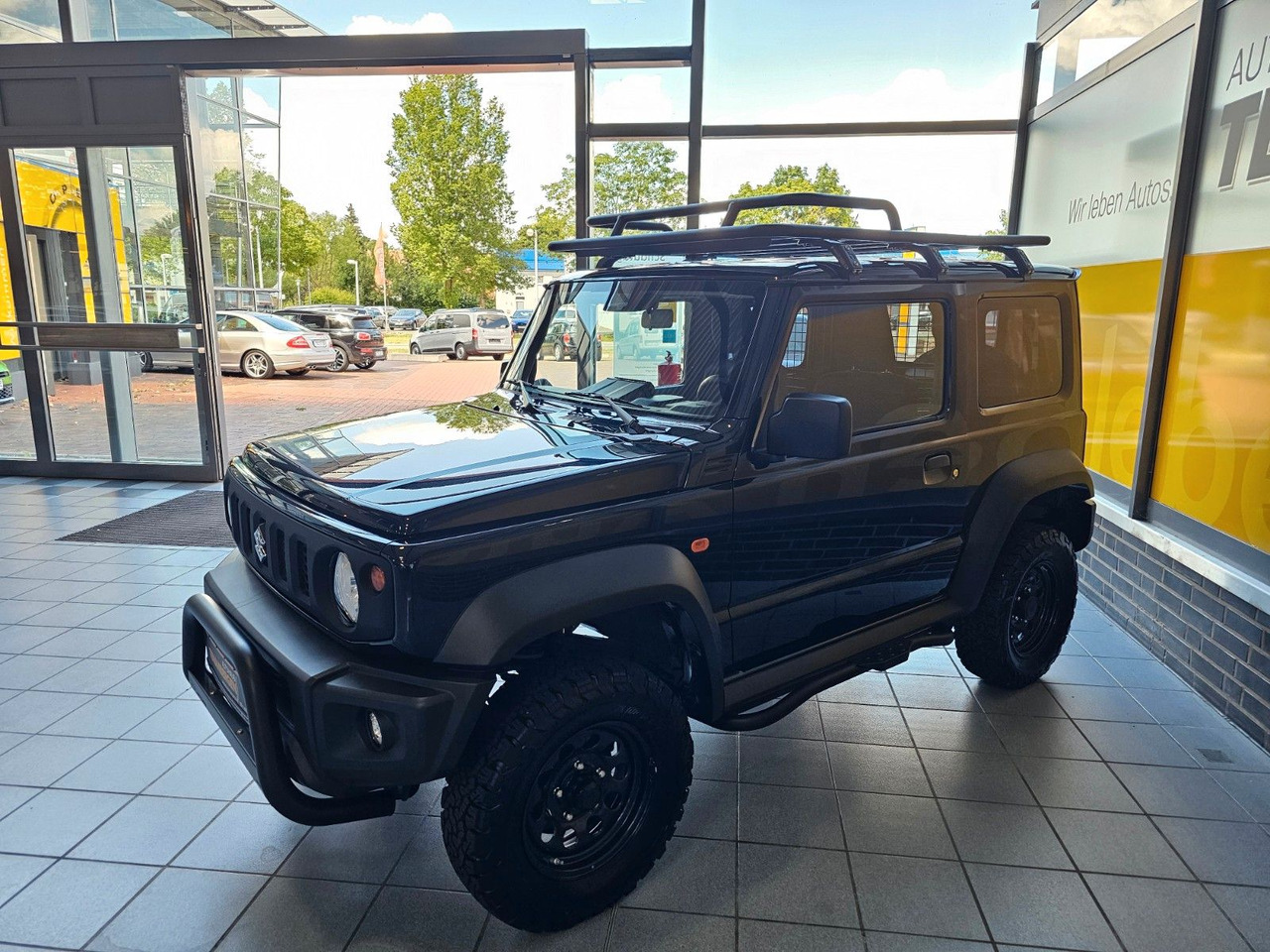 Suzuki Jimny Comfort AllGrip Leiter Dachträger Federn - SUV/ Todoterreno: foto 3 Suzuki Jimny Comfort AllGrip Leiter Dachträger Federn - SUV/ Todoterreno: foto 3