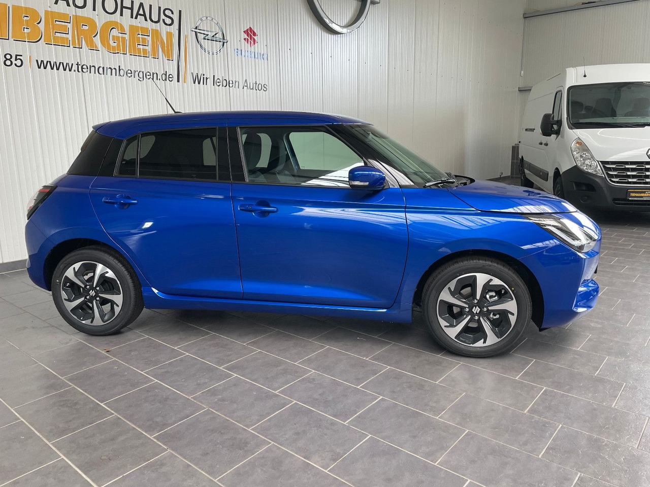 Suzuki Swift 1.2 DUALJET HYBRID Comfort+ - Coche: foto 2 Suzuki Swift 1.2 DUALJET HYBRID Comfort+ - Coche: foto 2