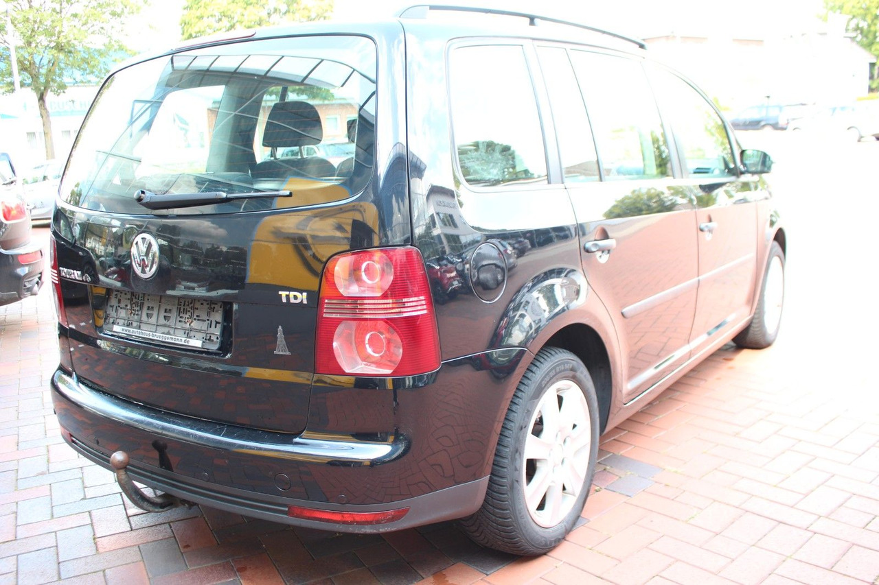 Volkswagen Touran Conceptline AHK 7 Sitze - Furgoneta de pasajeros: foto 5 Volkswagen Touran Conceptline AHK 7 Sitze - Furgoneta de pasajeros: foto 5