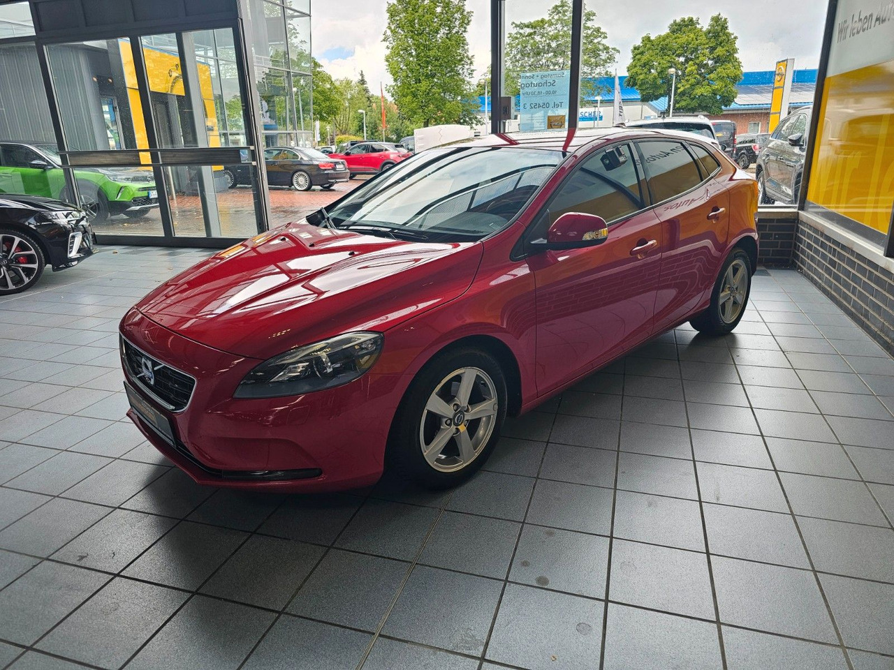 Volvo V40 You! Xenon Sitzheizung Freisprecheinrichtung - Sedan: foto 4 Volvo V40 You! Xenon Sitzheizung Freisprecheinrichtung - Sedan: foto 4