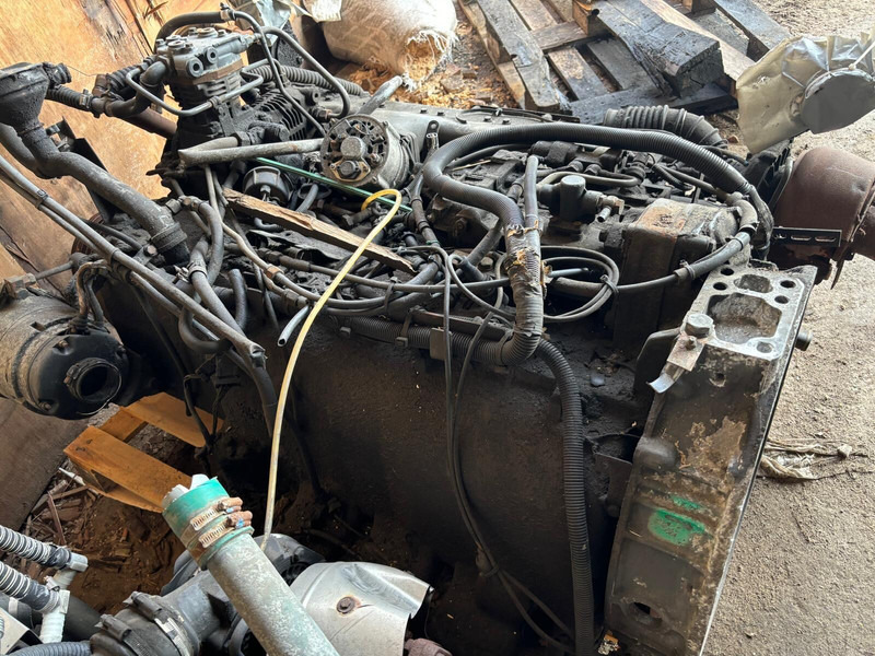 Mercedes-Benz O405 - Motor: foto 4 Mercedes-Benz O405 - Motor: foto 4