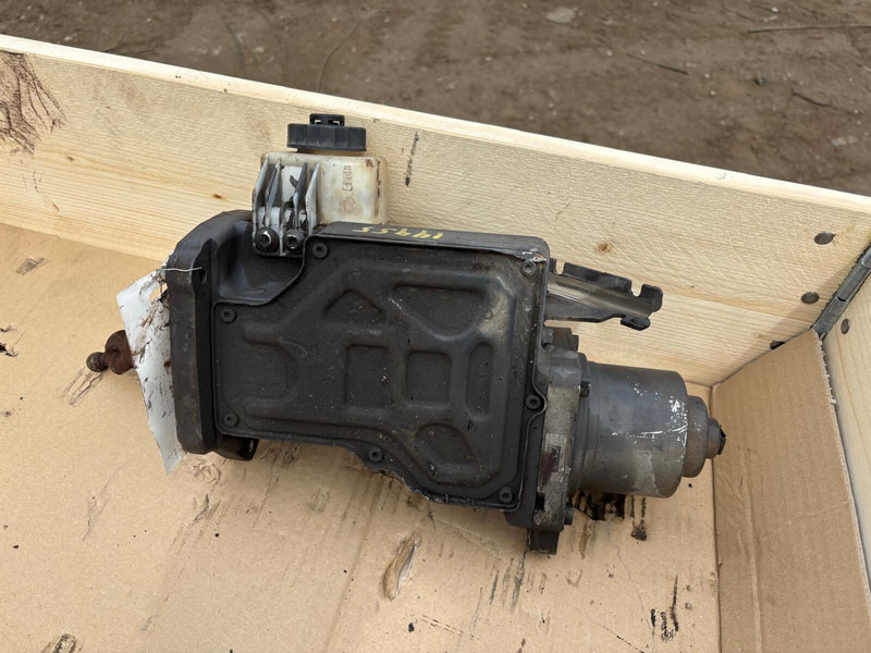 Scania G410 - Embrague y piezas: foto 2 Scania G410 - Embrague y piezas: foto 2