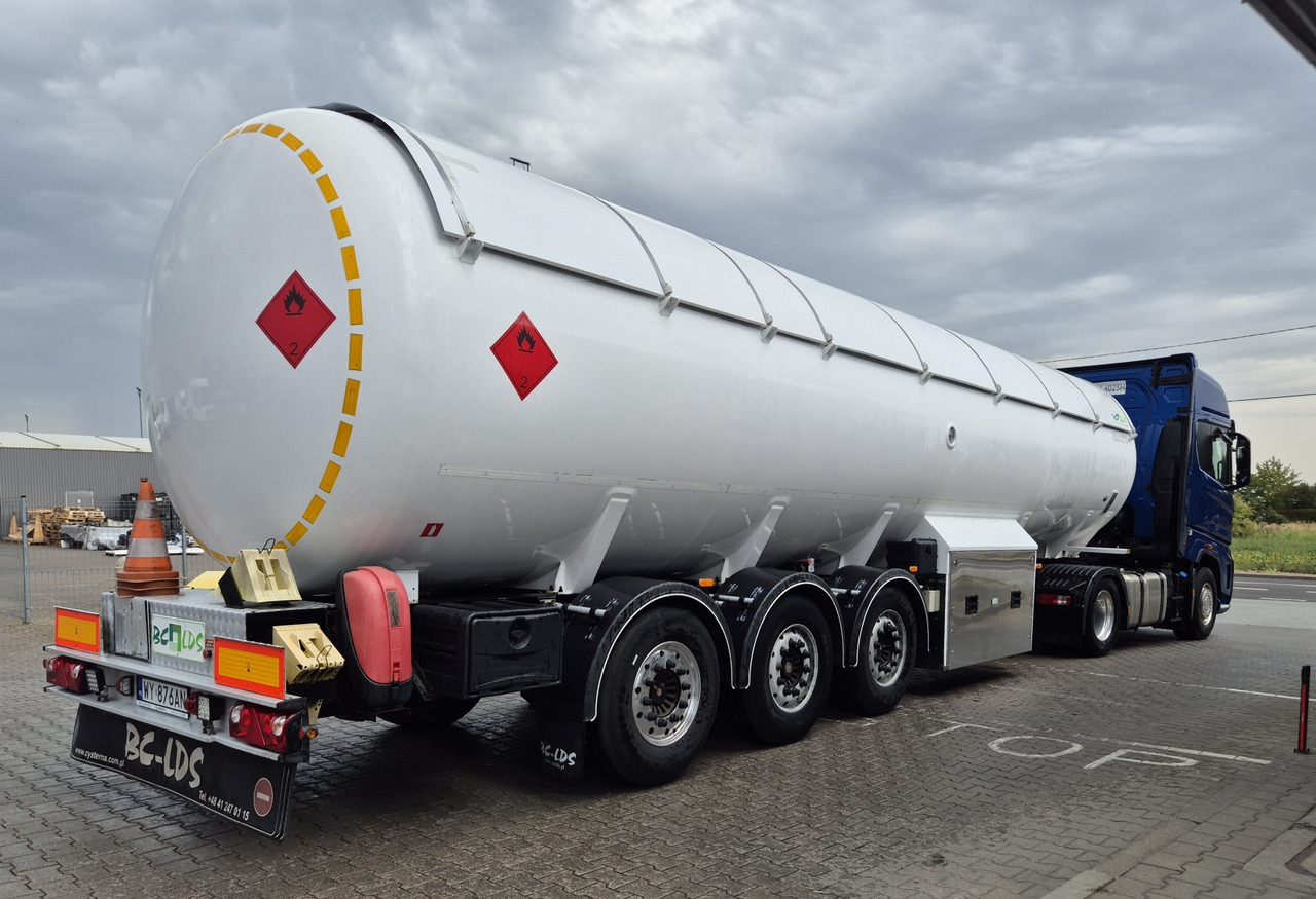 BC-LDS EMERSON/ propane/ butane/ lpg/ gpl - Semirremolque cisterna: foto 3 BC-LDS EMERSON/ propane/ butane/ lpg/ gpl - Semirremolque cisterna: foto 3