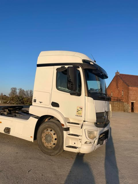 Mercedes-beenz actros - Cabeza tractora: foto 2 Mercedes-beenz actros - Cabeza tractora: foto 2