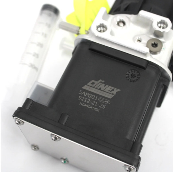 Mercedes-Benz Actros AdBlue Pomp A 000 140 79 78 Nieuw - Sistema de combustible para Camión: foto 3 Mercedes-Benz Actros AdBlue Pomp A 000 140 79 78 Nieuw - Sistema de combustible para Camión: foto 3