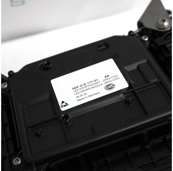 Scania NGS Koplamp Rechts 2674391 | 3148186 Nieuw - Faro delantero para Camión: foto 3 Scania NGS Koplamp Rechts 2674391 | 3148186 Nieuw - Faro delantero para Camión: foto 3