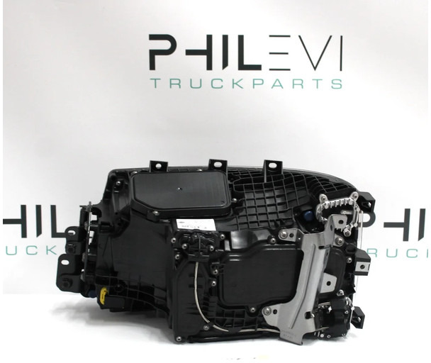 Scania NGS Koplamp Rechts 2674391 | 3148186 Nieuw - Faro delantero para Camión: foto 2 Scania NGS Koplamp Rechts 2674391 | 3148186 Nieuw - Faro delantero para Camión: foto 2