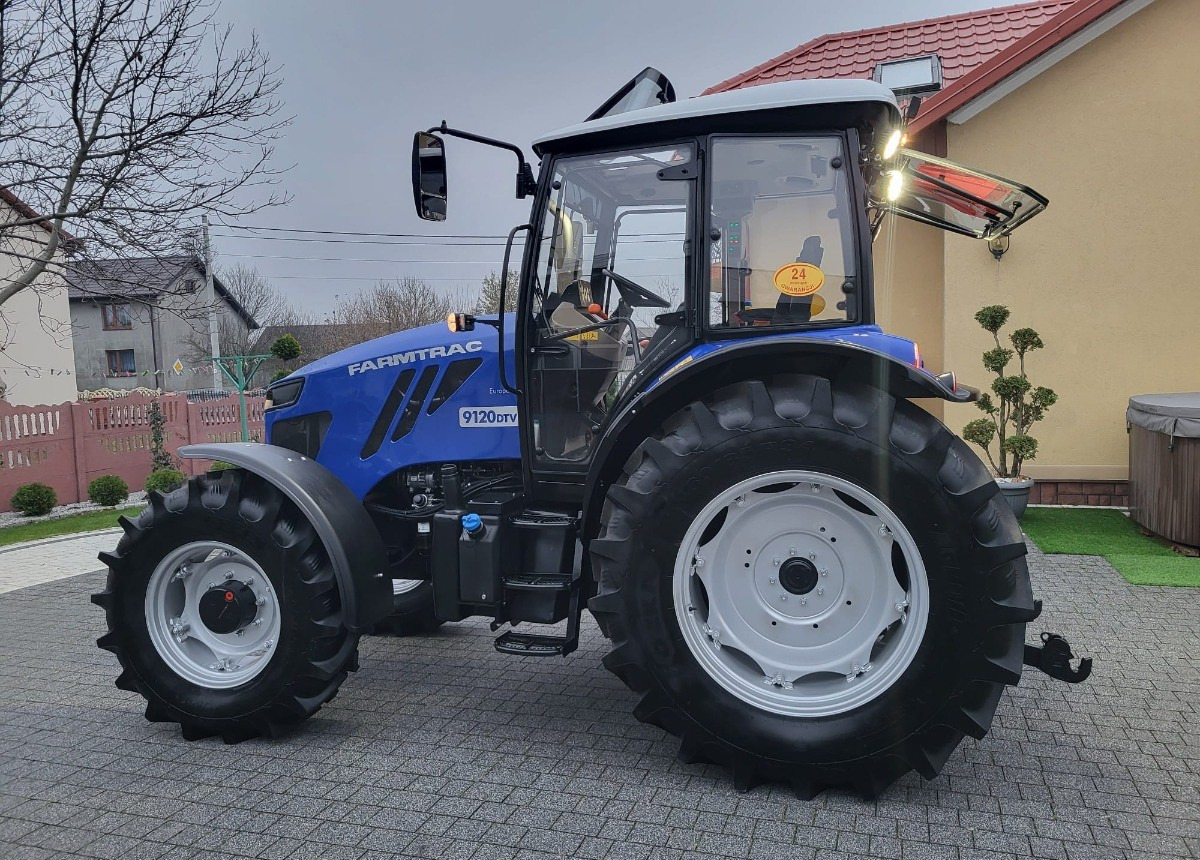 Farmtrac 9120 DTV Stan Fabrycznie Nowy - Tractor: foto 4 Farmtrac 9120 DTV Stan Fabrycznie Nowy - Tractor: foto 4