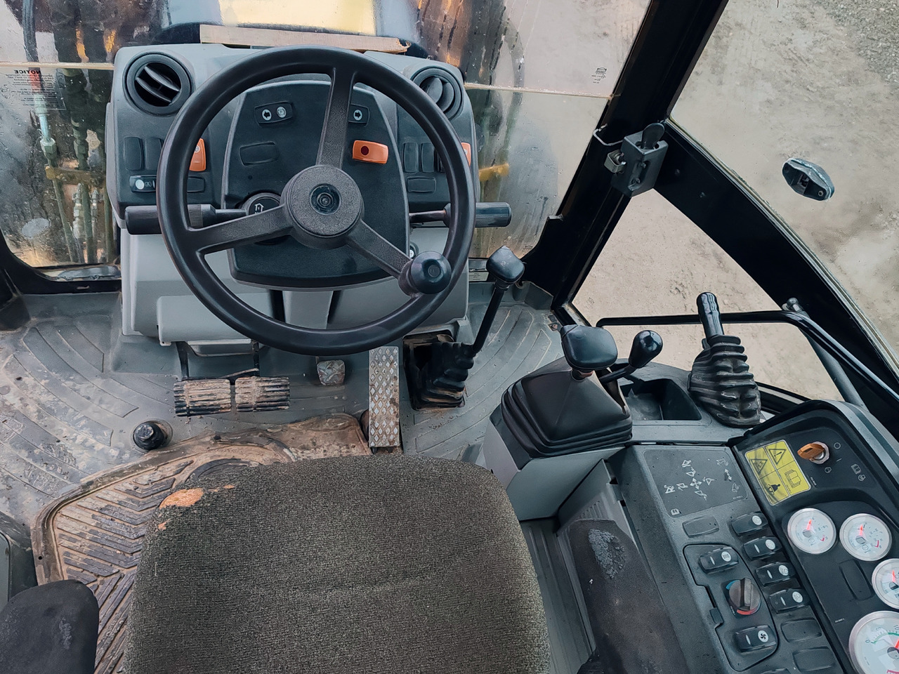 Retroexcavadora CATERPILLAR 428E: foto 16