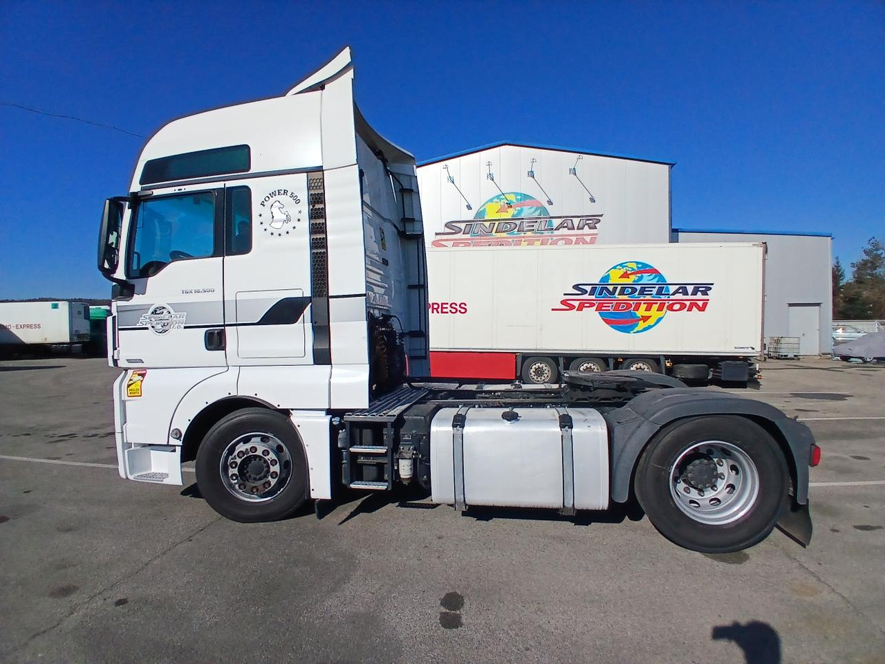 Cabeza tractora MAN D2676LF51: foto 6