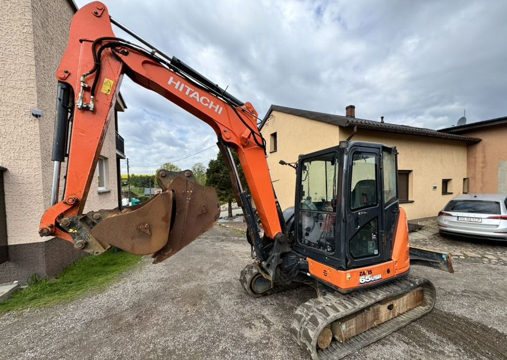 Hitachi ZX65USB-6 CLR - Excavadora de cadenas: foto 1 Hitachi ZX65USB-6 CLR - Excavadora de cadenas: foto 1
