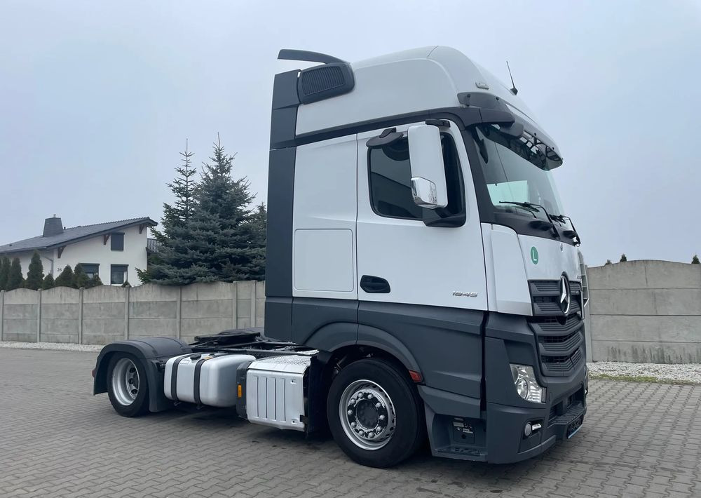 Mercedes-Benz ACTROS 1845, Mega, Gigaspace, Salonka! - Cabeza tractora: foto 3 Mercedes-Benz ACTROS 1845, Mega, Gigaspace, Salonka! - Cabeza tractora: foto 3