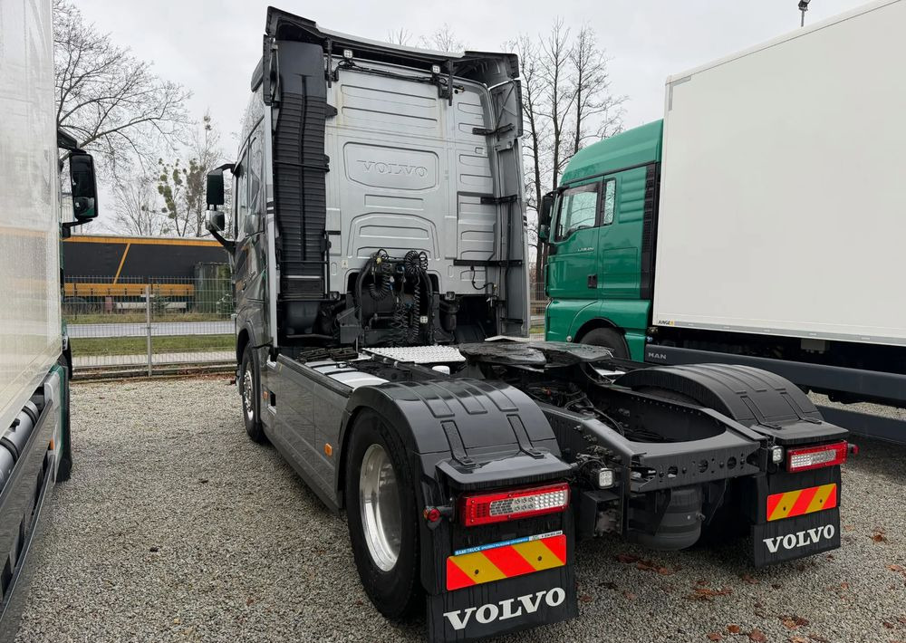 Volvo FH 460 - Cabeza tractora: foto 4 Volvo FH 460 - Cabeza tractora: foto 4