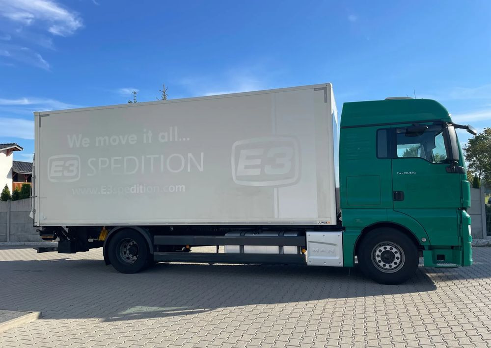 MAN TGX 18.420/ KONTENER 7,2m - Camión caja cerrada: foto 5 MAN TGX 18.420/ KONTENER 7,2m - Camión caja cerrada: foto 5