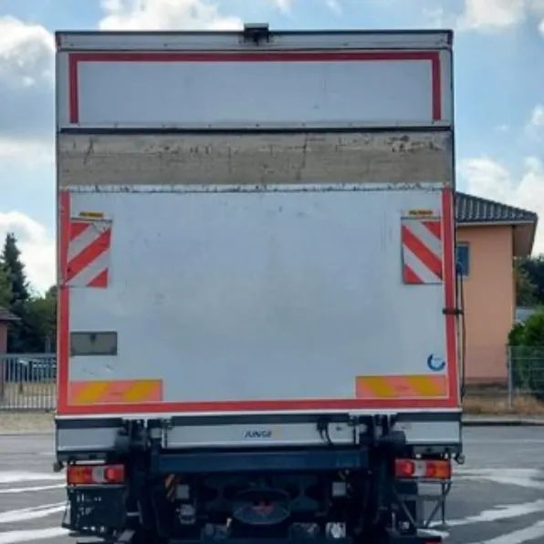 Mercedes-Benz ACTROS 2542 - Camión caja cerrada: foto 3 Mercedes-Benz ACTROS 2542 - Camión caja cerrada: foto 3