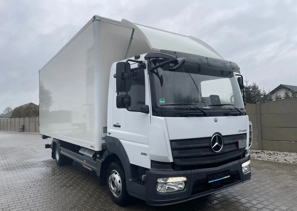 Mercedes-Benz ATEGO 816,ładowność 3 tony! - Camión caja cerrada: foto 3 Mercedes-Benz ATEGO 816,ładowność 3 tony! - Camión caja cerrada: foto 3