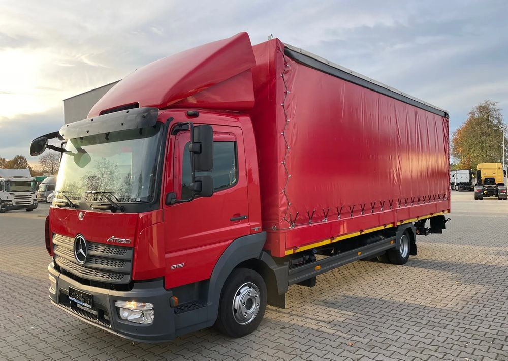 Mercedes-Benz ATEGO 818, Klima, webasto, 17 euro palet! - Camión lona: foto 2 Mercedes-Benz ATEGO 818, Klima, webasto, 17 euro palet! - Camión lona: foto 2