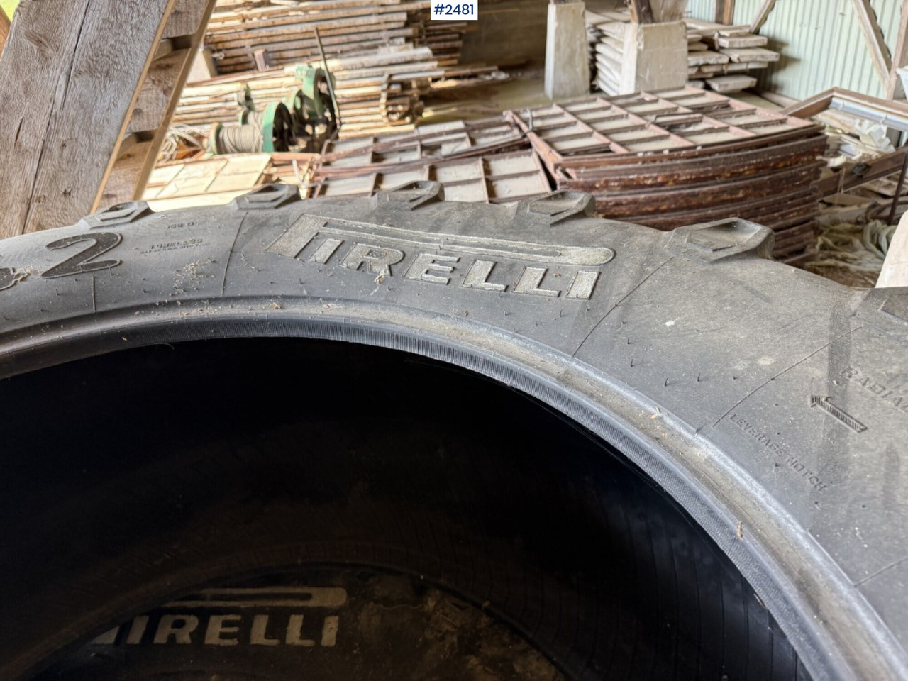 2 tires for tractor Pirelli 650/65R42 - Neumático para Maquinaria agrícola: foto 4 2 tires for tractor Pirelli 650/65R42 - Neumático para Maquinaria agrícola: foto 4