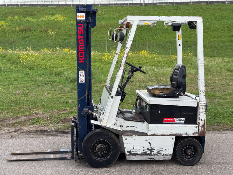 Komatsu Elektrische FB15-5 - Carretilla elevadora eléctrica: foto 2 Komatsu Elektrische FB15-5 - Carretilla elevadora eléctrica: foto 2