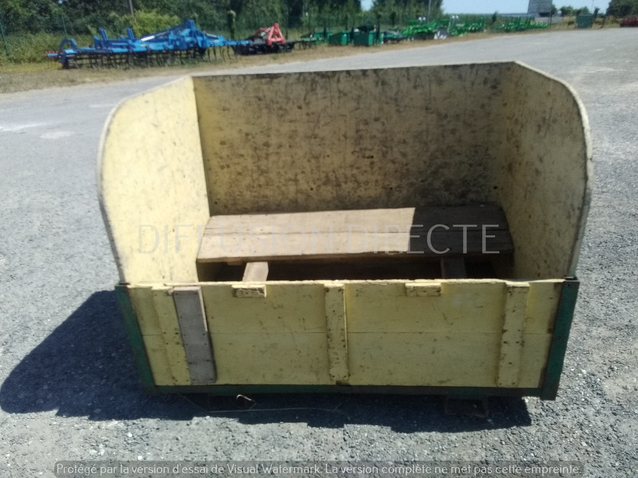 JOHN DEERE TRACTEUR 1120 - Tractor: foto 4 JOHN DEERE TRACTEUR 1120 - Tractor: foto 4