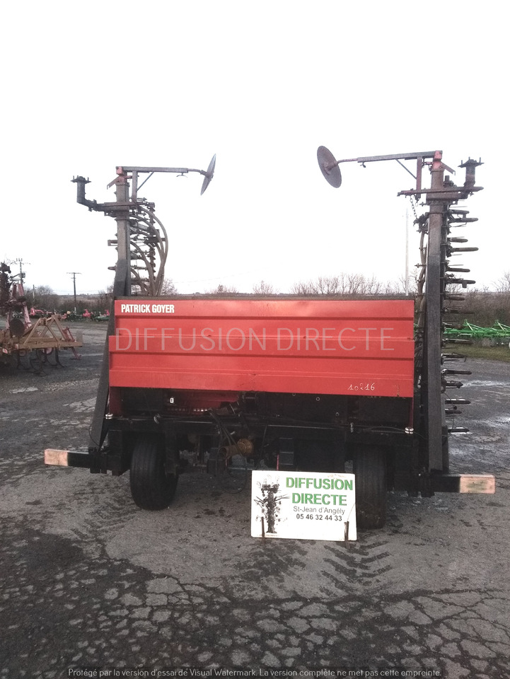 ROGER SEMOIR EN LIGNE 8 M/54 - Sembradora: foto 1 ROGER SEMOIR EN LIGNE 8 M/54 - Sembradora: foto 1