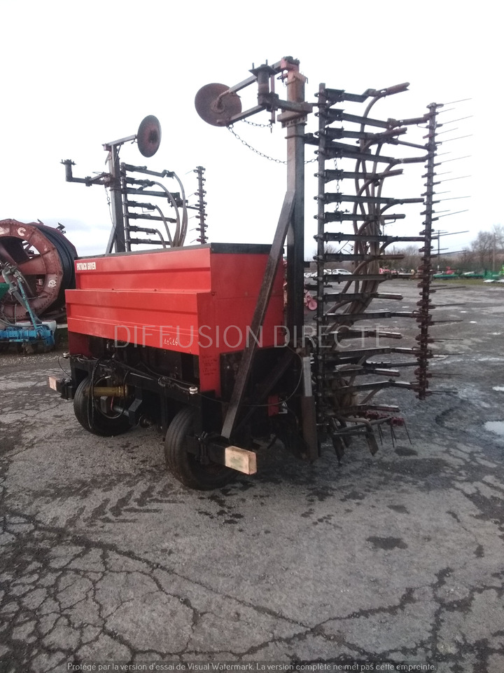 ROGER SEMOIR EN LIGNE 8 M/54 - Sembradora: foto 5 ROGER SEMOIR EN LIGNE 8 M/54 - Sembradora: foto 5
