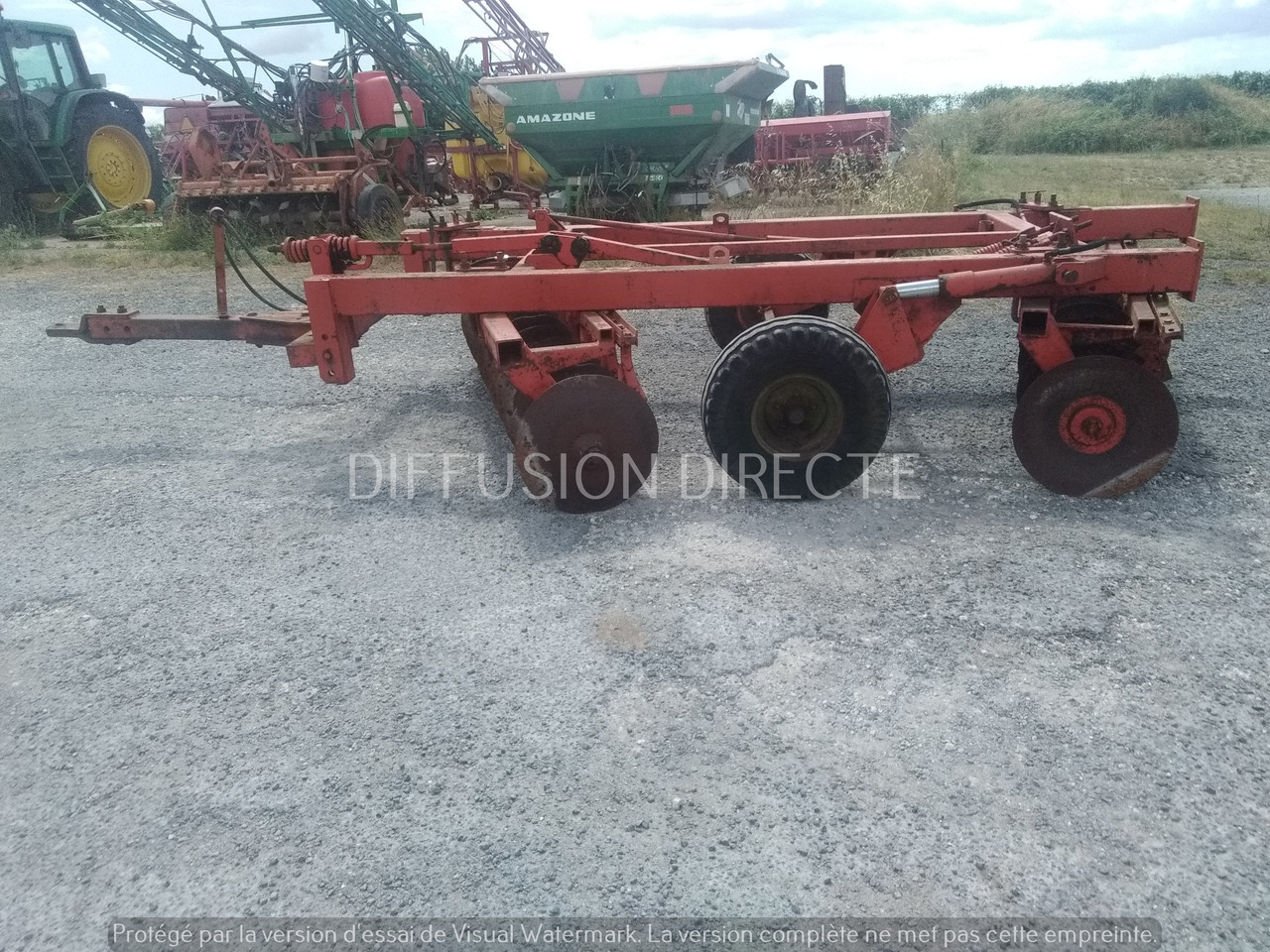 VIAUD COVER CROP UT 22 B - Rastras: foto 2 VIAUD COVER CROP UT 22 B - Rastras: foto 2