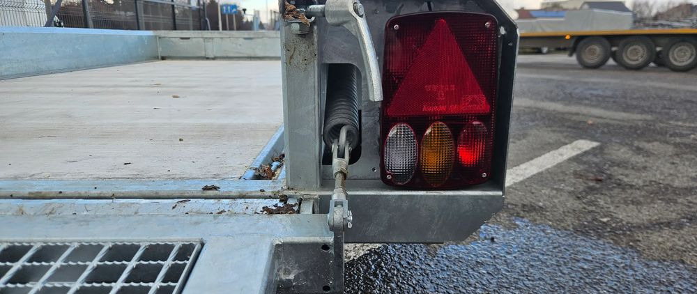 TEMARED HENRA BUILDER 4017 - Remolque porta maquinaria: foto 5 TEMARED HENRA BUILDER 4017 - Remolque porta maquinaria: foto 5