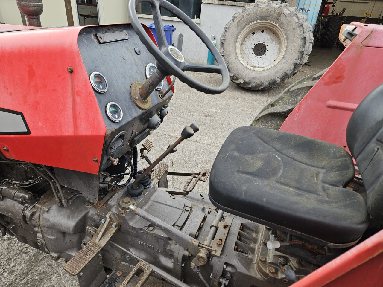 290 4×4 Platform, Export Only - Tractor: foto 4 290 4×4 Platform, Export Only - Tractor: foto 4