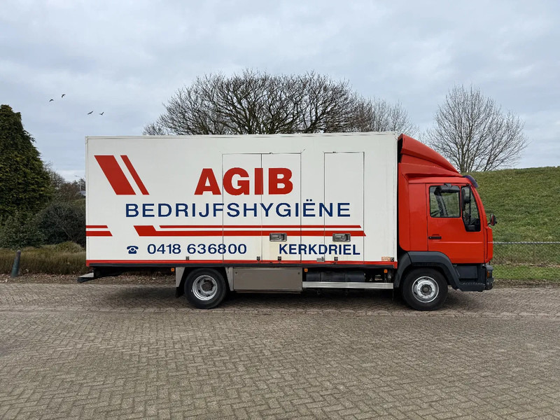 MAN L20 Bakwagen 4x2 Manual EUR 3 NL TRUCK - Camión caja cerrada: foto 5 MAN L20 Bakwagen 4x2 Manual EUR 3 NL TRUCK - Camión caja cerrada: foto 5