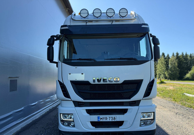 Iveco Stralis 440 6x2 - Cabeza tractora: foto 3 Iveco Stralis 440 6x2 - Cabeza tractora: foto 3