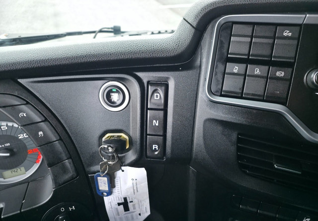 Cabeza tractora IvecoS-Way 460 4x2 LNG / LBG: foto 16 Cabeza tractora IvecoS-Way 460 4x2 LNG / LBG: foto 16