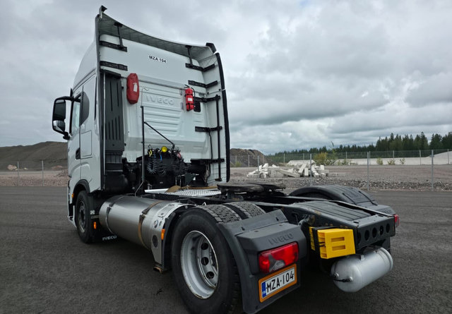 IvecoS-Way 460 4x2 LNG / LBG - Cabeza tractora: foto 3 IvecoS-Way 460 4x2 LNG / LBG - Cabeza tractora: foto 3
