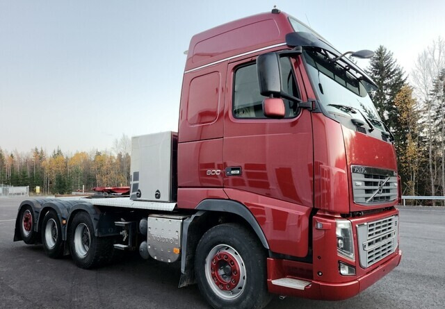 Volvo FH16 600 8x4 - Cabeza tractora: foto 5 Volvo FH16 600 8x4 - Cabeza tractora: foto 5