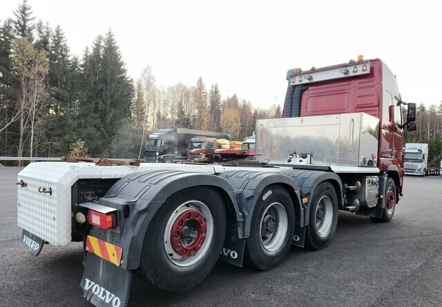 Volvo FH16 600 8x4 - Cabeza tractora: foto 4 Volvo FH16 600 8x4 - Cabeza tractora: foto 4