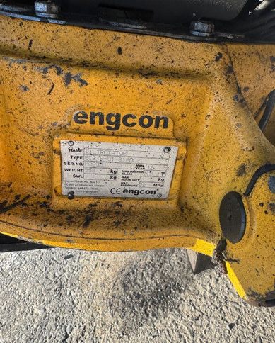 Leasing de  HyundaiHX160L + Engcon HyundaiHX160L + Engcon: foto 9