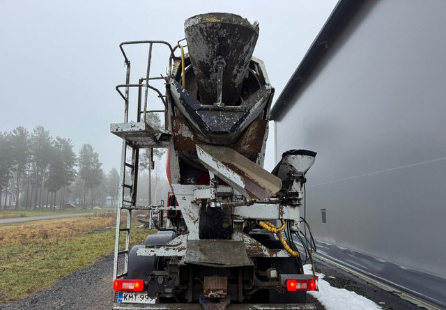 VolvoFH16 650 8x4 - Camión hormigonera: foto 5 VolvoFH16 650 8x4 - Camión hormigonera: foto 5