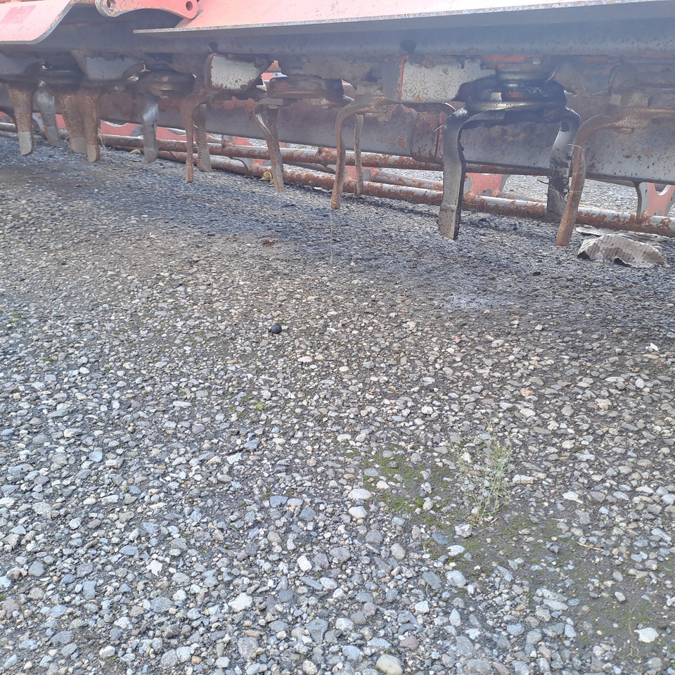 ERPICE ROTANTE MASCHIO AQUILA 7000 - Grada rotativa: foto 2 ERPICE ROTANTE MASCHIO AQUILA 7000 - Grada rotativa: foto 2