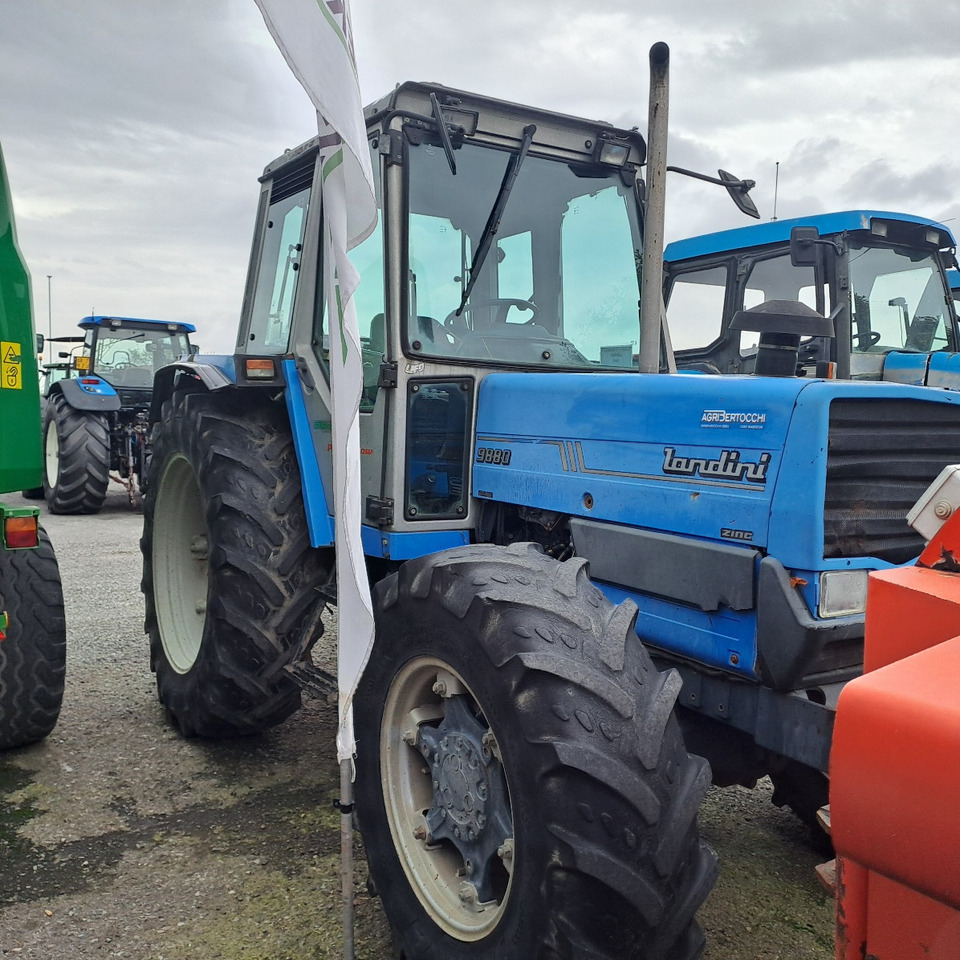 LANDINI 9880 - ASTA AGRIBERTOCCHI - Tractor: foto 4 LANDINI 9880 - ASTA AGRIBERTOCCHI - Tractor: foto 4